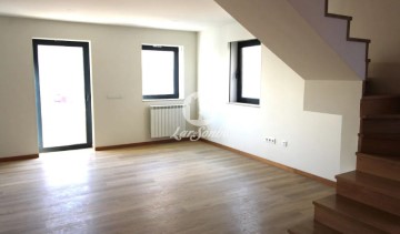 Apartamento 3 Quartos em Vila Nova