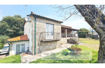Country homes 3 Bedrooms in Couto