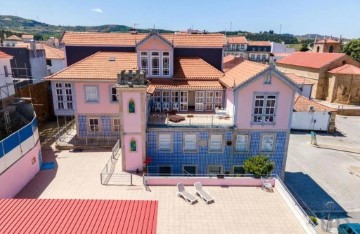 House 9 Bedrooms in Armamar
