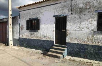 House 3 Bedrooms in Figueira e Barros