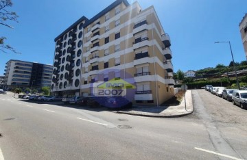 Apartamento 3 Quartos em Oliveira