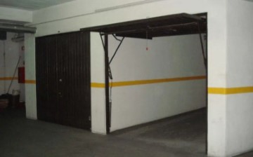 Garagem em Vialonga