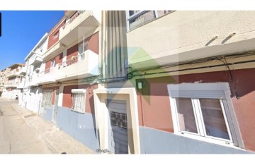 Apartamento  em Baixa da Banheira e Vale da Amoreira