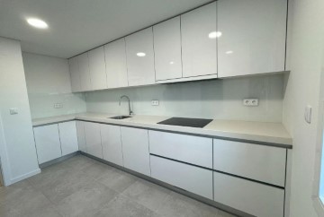 Apartamento 2 Quartos em Venteira