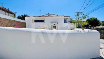 House 2 Bedrooms in Amoreira