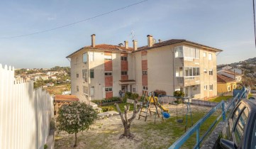 Apartment 3 Bedrooms in Santa Clara e Castelo Viegas