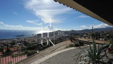 Moradia 5 Quartos em Funchal (Santa Maria Maior)
