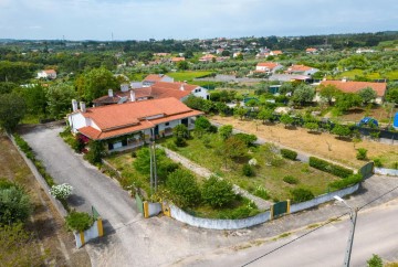 Maison 4 Chambres à Casais e Alviobeira