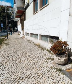 Industrial building / warehouse in Benfica