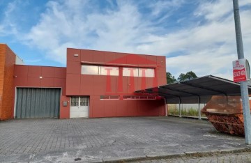 Industrial building / warehouse in Barcelinhos