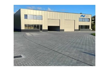 Industrial building / warehouse in Carreira e Fonte Coberta