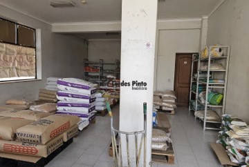 Commercial premises in Pedome
