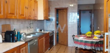 Apartamento 3 Quartos em Anta e Guetim