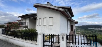 Maison 3 Chambres à Vila Cova da Lixa e Borba de Godim