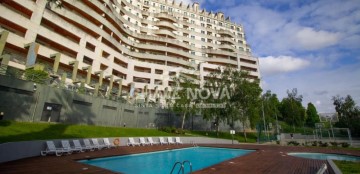 Apartamento 4 Quartos em Gondomar (São Cosme), Valbom e Jovim