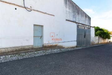 Industrial building / warehouse in Malhou, Louriceira e Espinheiro