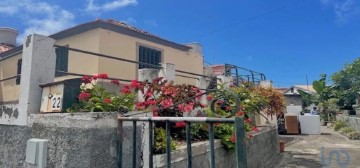 Moradia 4 Quartos em Ponta Delgada