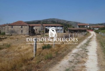 House 9 Bedrooms in Sousela