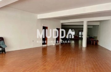 Commercial premises in Oliveira