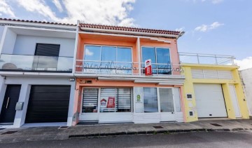 Moradia  em Ponta Delgada (São Sebastião)