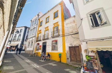 Apartamento  em Évora (São Mamede, Sé, São Pedro e Santo Antão)