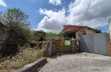 Maison  à Vila Cã