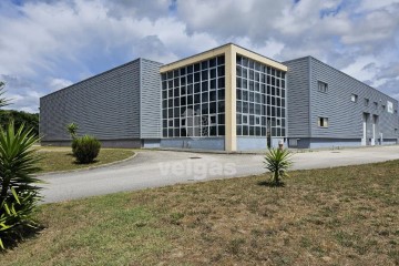 Bâtiment industriel / entrepôt à Nossa Senhora do Pópulo, Coto e São Gregório