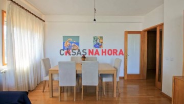Piso 2 Habitaciones en Castêlo da Maia
