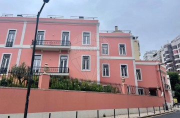 Apartamento 2 Quartos em Campolide