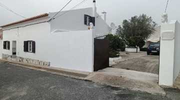 House 3 Bedrooms in Ourique