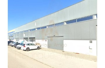 Industrial building / warehouse in Sesimbra (Castelo)
