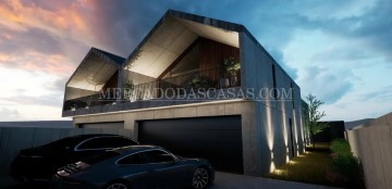 House 5 Bedrooms in Canidelo