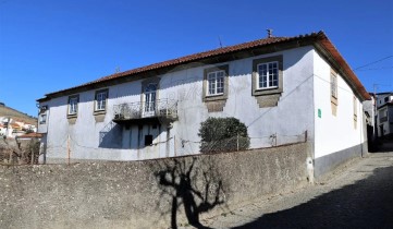 House 5 Bedrooms in Ervedosa do Douro