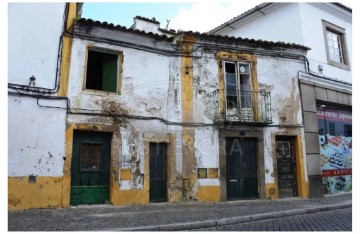Moradia 8 Quartos em Évora (São Mamede, Sé, São Pedro e Santo Antão)