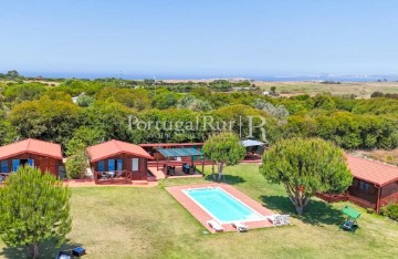 House 3 Bedrooms in Porto Covo