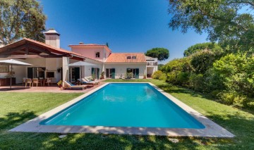 House 5 Bedrooms in Quinta do Conde