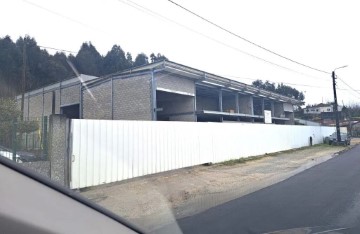 Industrial building / warehouse in São Torcato