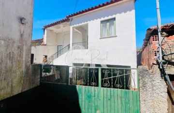 House  in Aguda