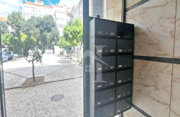 Apartamento 2 Quartos em Benfica