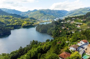 Moradia 4 Quartos em Caniçada e Soengas