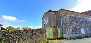 Maison 4 Chambres à Geraz do Lima (S.Maria, S.Leocádia, Moreira), Deão