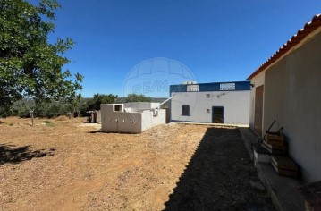 House  in Faro (Sé e São Pedro)