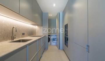 Apartamento 2 Quartos em Avenidas Novas