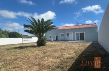 House  in Lourinhã e Atalaia