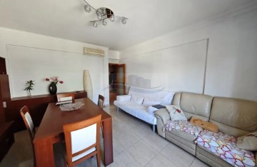 Apartamento 3 Quartos em Mina de Água