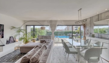 House 3 Bedrooms in Matosinhos e Leça da Palmeira