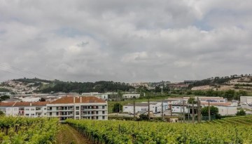 Piso 3 Habitaciones en União Freguesias Santa Maria, São Pedro e Matacães