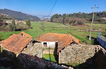 Maison 2 Chambres à Lustosa e Barrosas (Santo Estêvão)