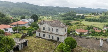 Moradia 9 Quartos em Gonça