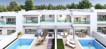 House 4 Bedrooms in Luz